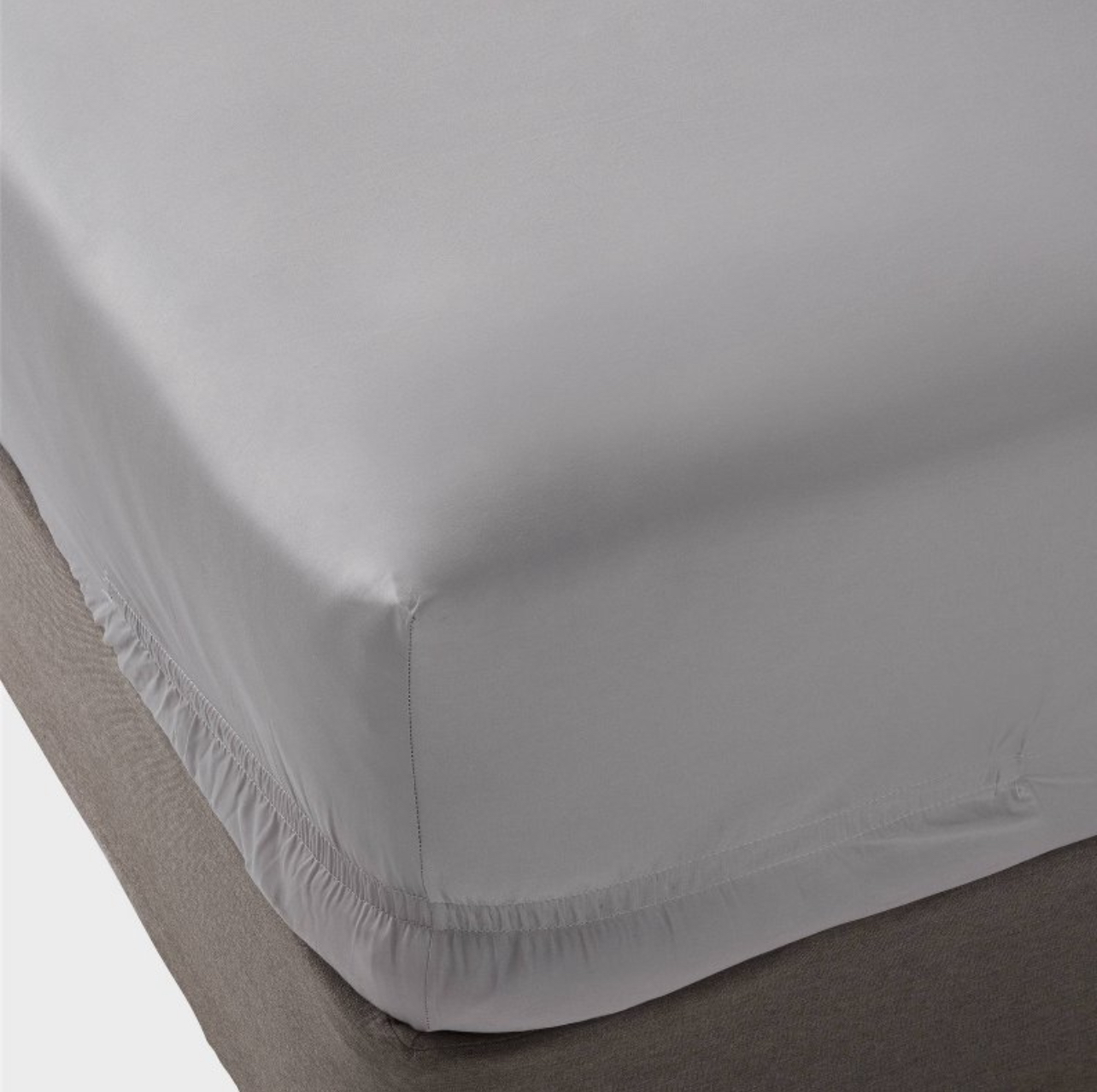 Full 400 Thread Count Performance Fitted Sheet Classic Gray - Threshold™: Cotton Sateen, Machine Washable, Fits 18" Mattress