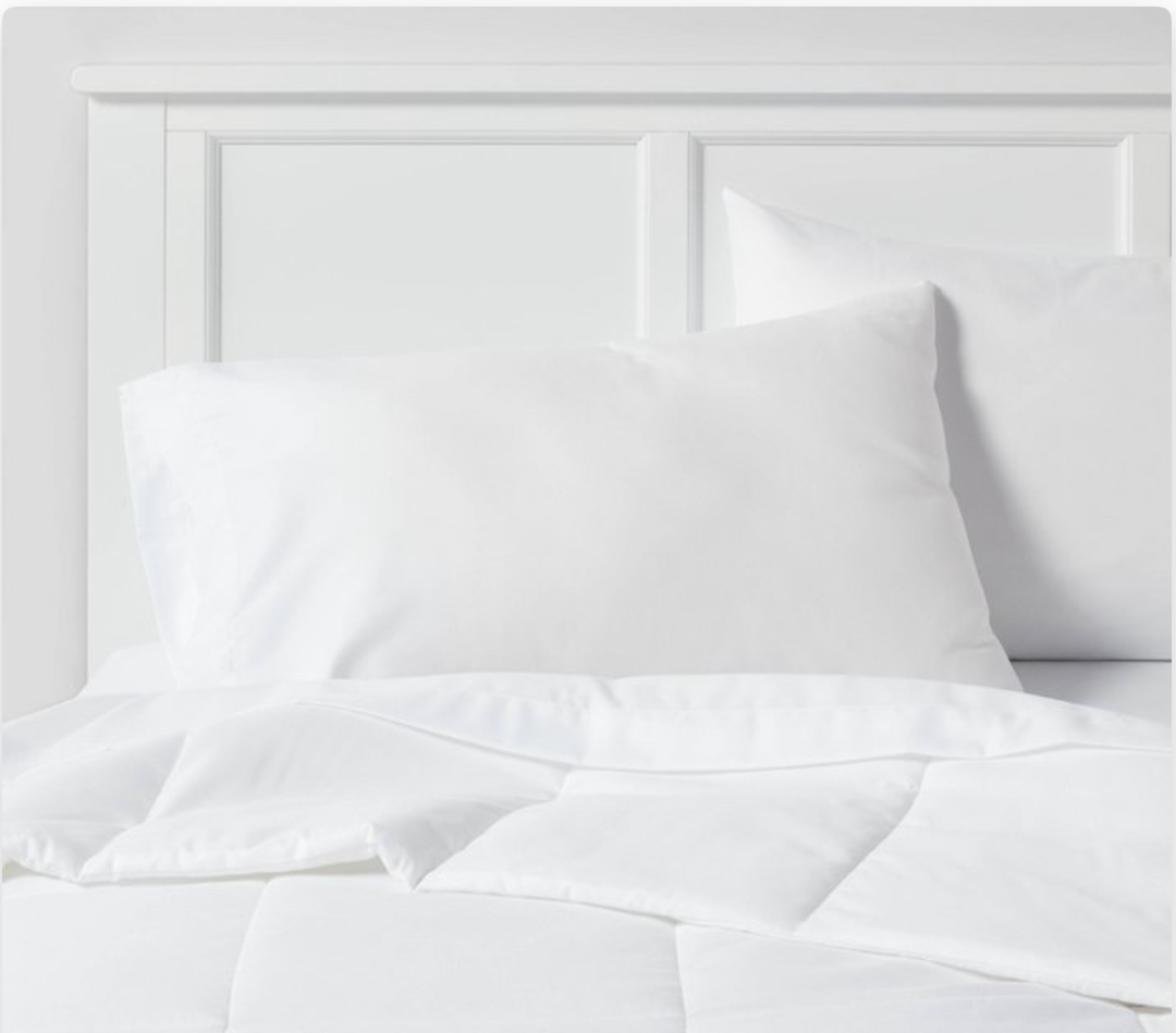 Full/Queen All Season Comforter Insert White - Room Essentials : Hypoallergenic Down Alternative, Percale Weave